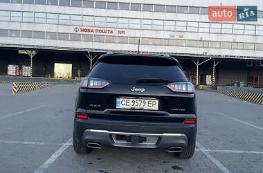 Позашляховик / Кросовер Jeep Cherokee 2018 в 