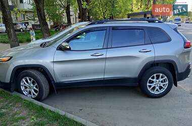 Внедорожник / Кроссовер Jeep Cherokee 2016 в Хмельницком