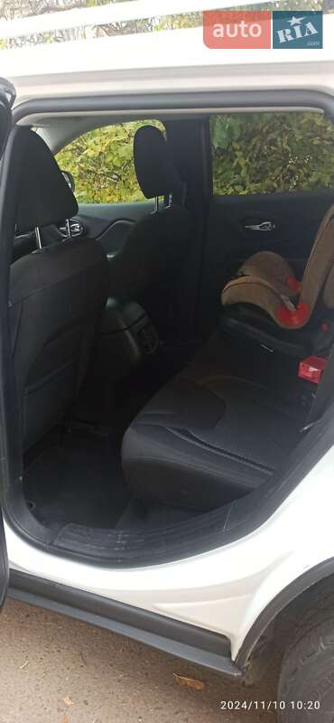 Позашляховик / Кросовер Jeep Cherokee 2019 в Черкасах