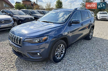 Позашляховик / Кросовер Jeep Cherokee 2019 в 
