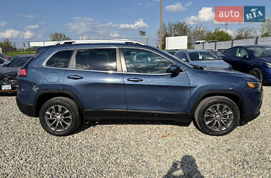 Позашляховик / Кросовер Jeep Cherokee 2019 в 