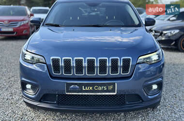 Позашляховик / Кросовер Jeep Cherokee 2019 в 