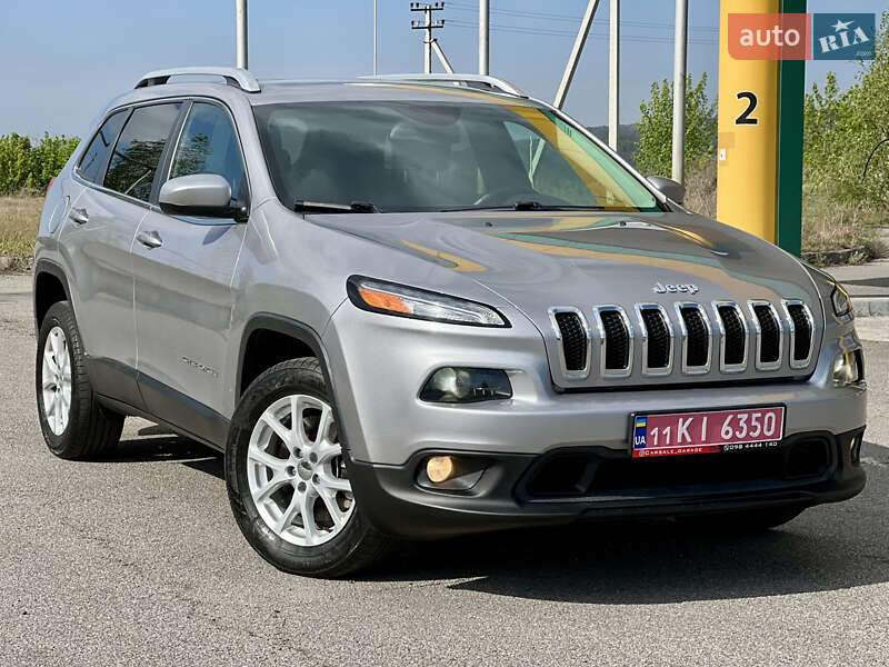 Внедорожник / Кроссовер Jeep Cherokee 2017 в Горишних Плавнях