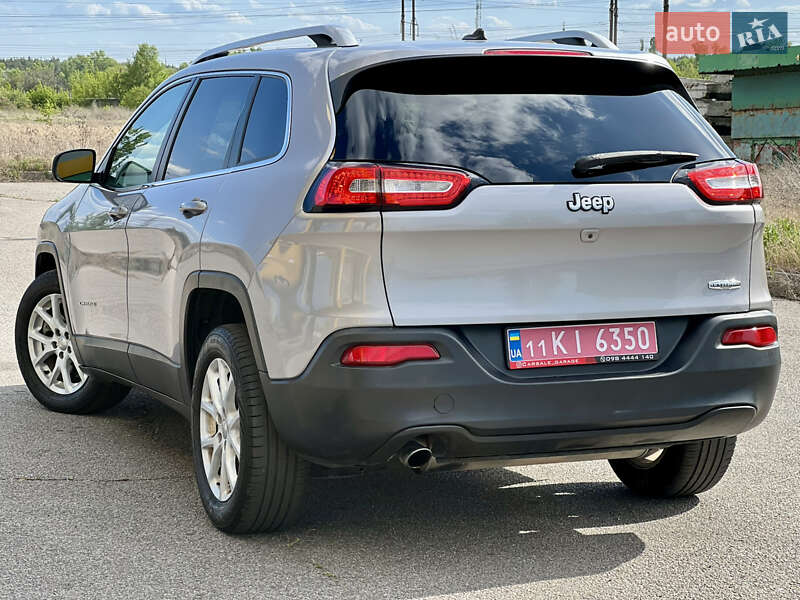 Внедорожник / Кроссовер Jeep Cherokee 2017 в Горишних Плавнях