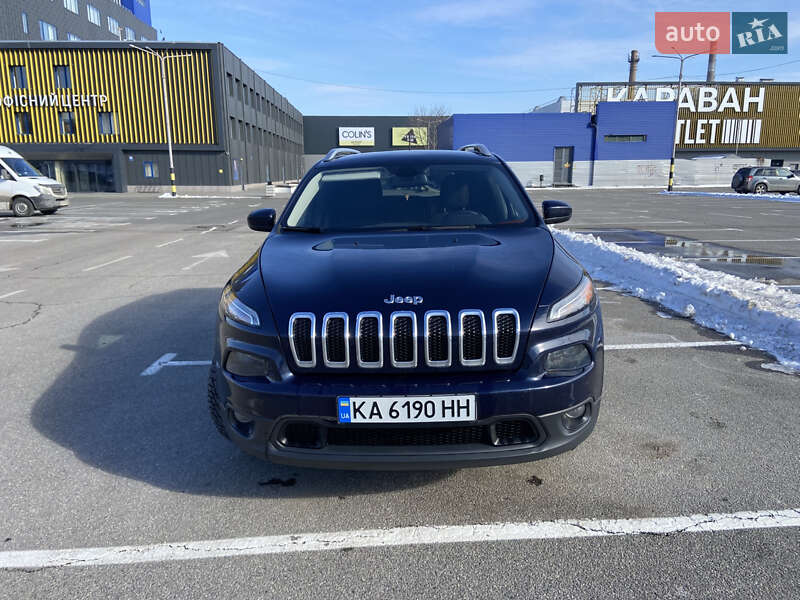 Позашляховик / Кросовер Jeep Cherokee 2016 в Києві