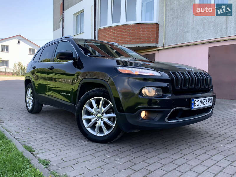 Позашляховик / Кросовер Jeep Cherokee 2016 в 