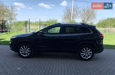 Позашляховик / Кросовер Jeep Cherokee 2016 в 