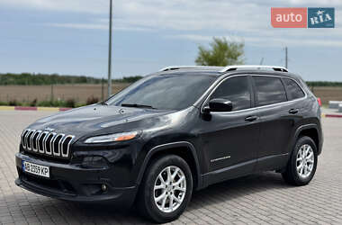 Внедорожник / Кроссовер Jeep Cherokee 2015 в 