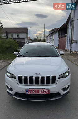 Позашляховик / Кросовер Jeep Cherokee 2019 в 