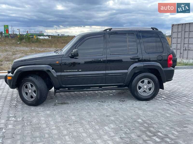 Позашляховик / Кросовер Jeep Cherokee 2002 в Котельві