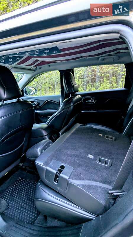 Внедорожник / Кроссовер Jeep Cherokee 2018 в Славутиче