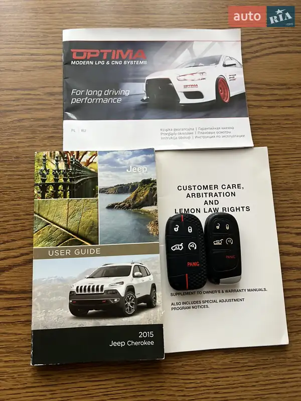 Внедорожник / Кроссовер Jeep Cherokee 2015 в Стрые документ