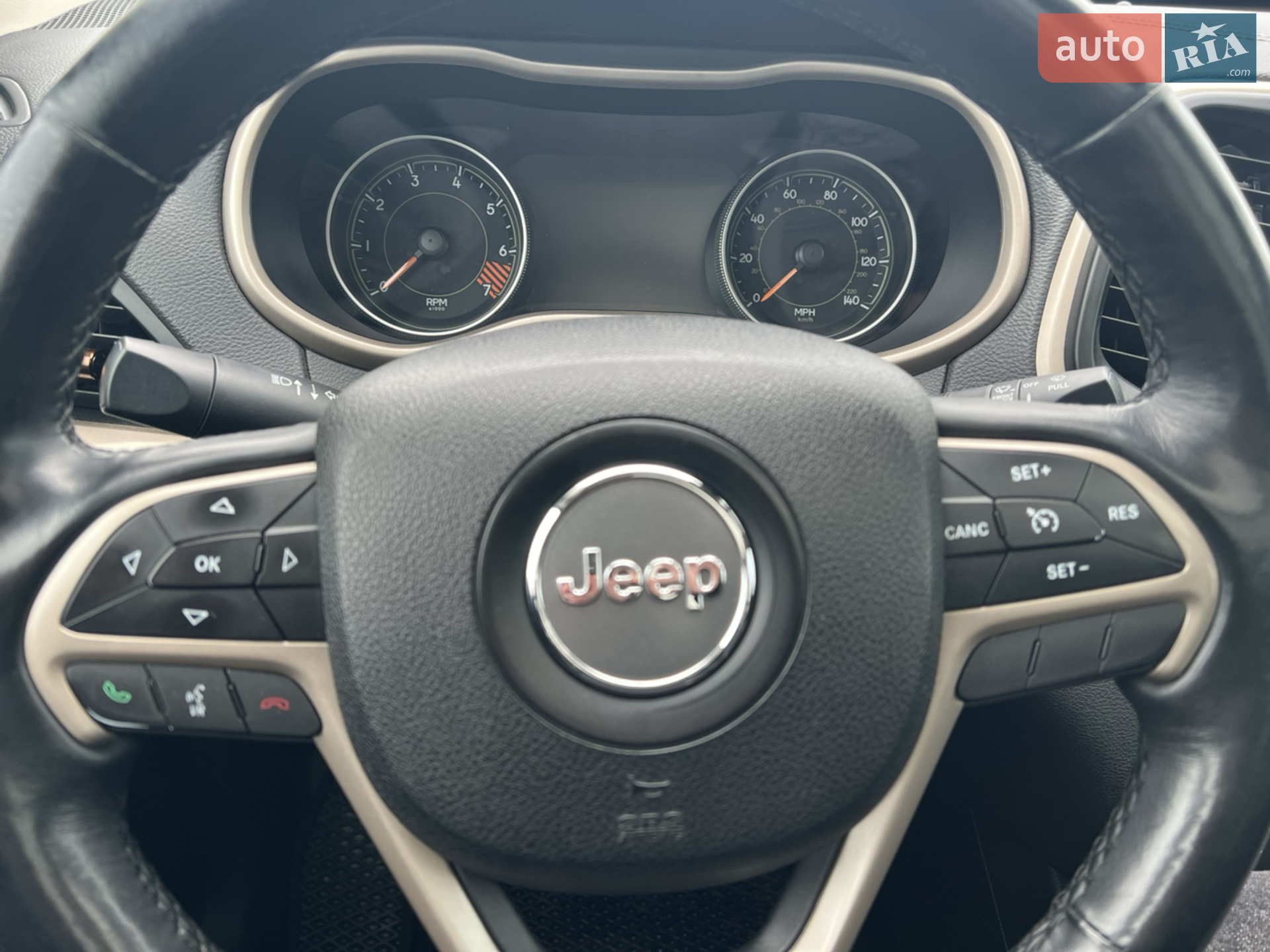 2015 Jeep Cherokee - мініатюра 19