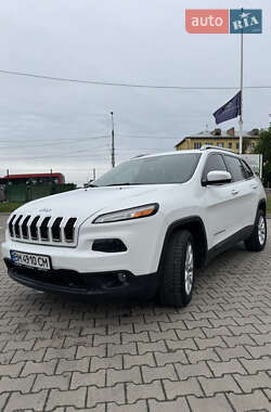 Внедорожник / Кроссовер Jeep Cherokee 2015 в Черновцах