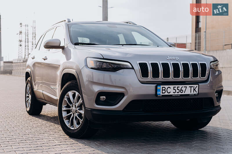Позашляховик / Кросовер Jeep Cherokee 2019 в Львові