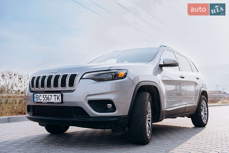 Позашляховик / Кросовер Jeep Cherokee 2019 в Львові
