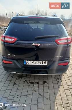 Позашляховик / Кросовер Jeep Cherokee 2015 в 