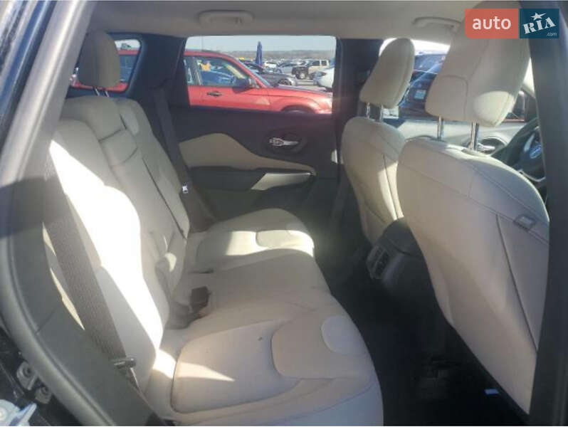 Внедорожник / Кроссовер Jeep Cherokee 2017 в Львове
