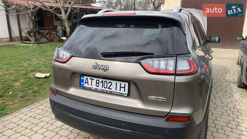 Позашляховик / Кросовер Jeep Cherokee 2020 в Івано-Франківську