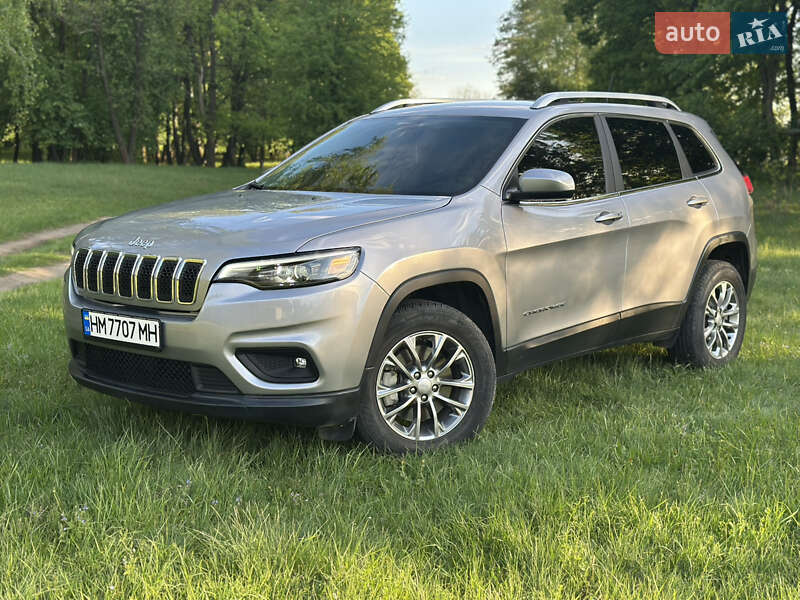 Внедорожник / Кроссовер Jeep Cherokee 2018 в 