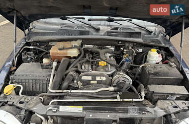 Внедорожник / Кроссовер Jeep Cherokee 2005 в 