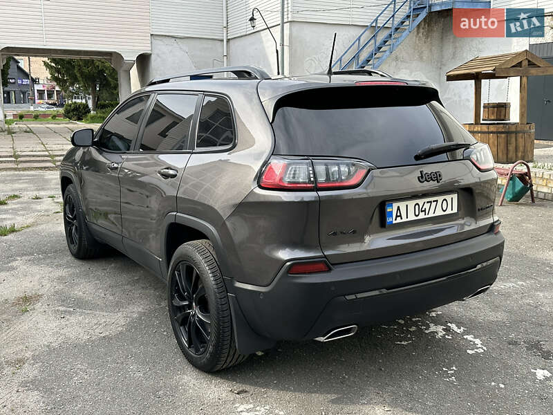 Внедорожник / Кроссовер Jeep Cherokee 2020 в Киеве