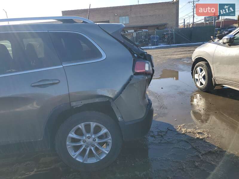 Позашляховик / Кросовер Jeep Cherokee 2019 в Львові