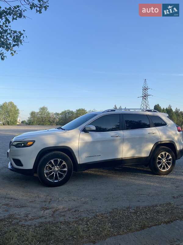 Внедорожник / Кроссовер Jeep Cherokee 2020 в Каменском