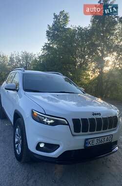 Позашляховик / Кросовер Jeep Cherokee 2020 в 