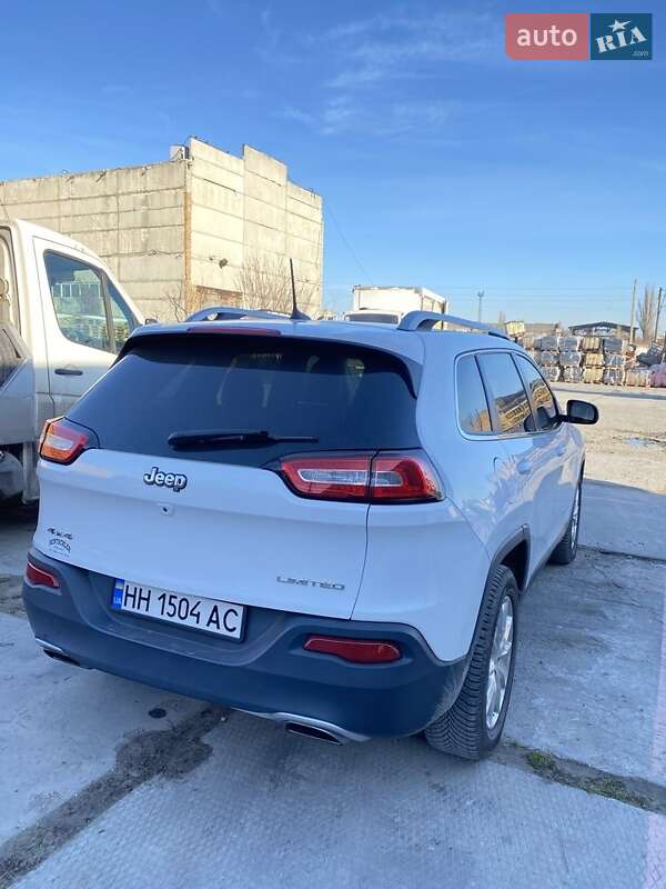 Позашляховик / Кросовер Jeep Cherokee 2015 в Одесі