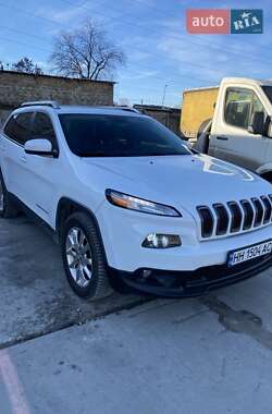 Позашляховик / Кросовер Jeep Cherokee 2015 в 
