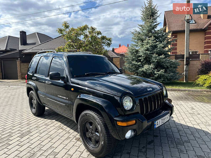 Позашляховик / Кросовер Jeep Cherokee 2003 в 