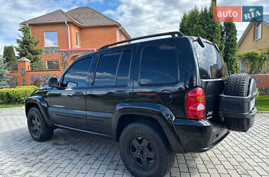 Позашляховик / Кросовер Jeep Cherokee 2003 в 