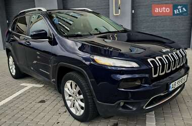 Позашляховик / Кросовер Jeep Cherokee 2016 в 