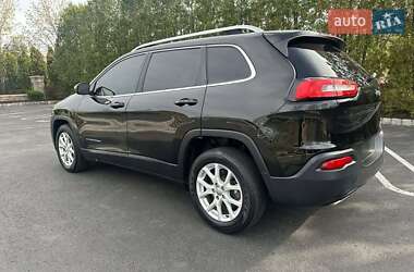 Внедорожник / Кроссовер Jeep Cherokee 2017 в 