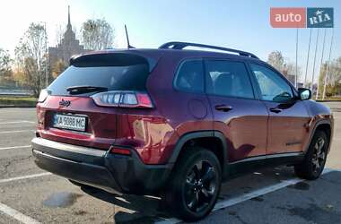 Внедорожник / Кроссовер Jeep Cherokee 2021 в 