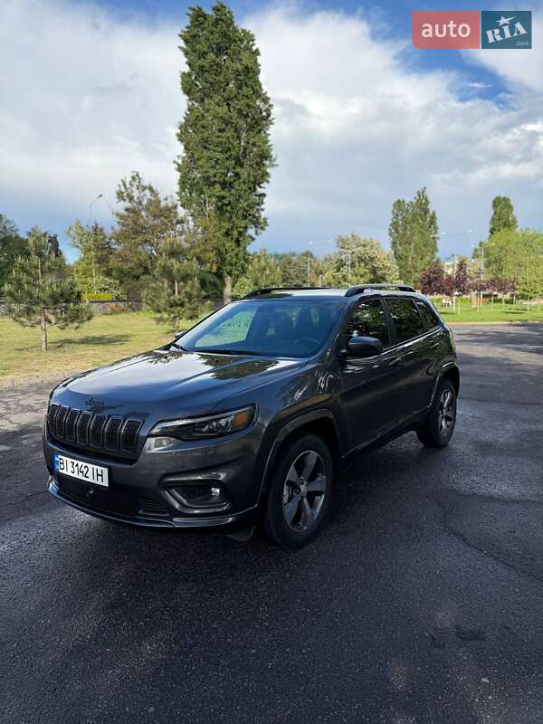 Позашляховик / Кросовер Jeep Cherokee 2019 в Кременчуці
