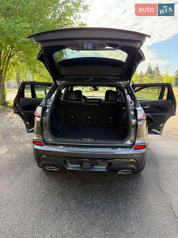 Позашляховик / Кросовер Jeep Cherokee 2019 в Кременчуці