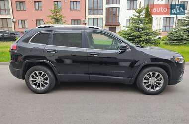 Позашляховик / Кросовер Jeep Cherokee 2019 в 