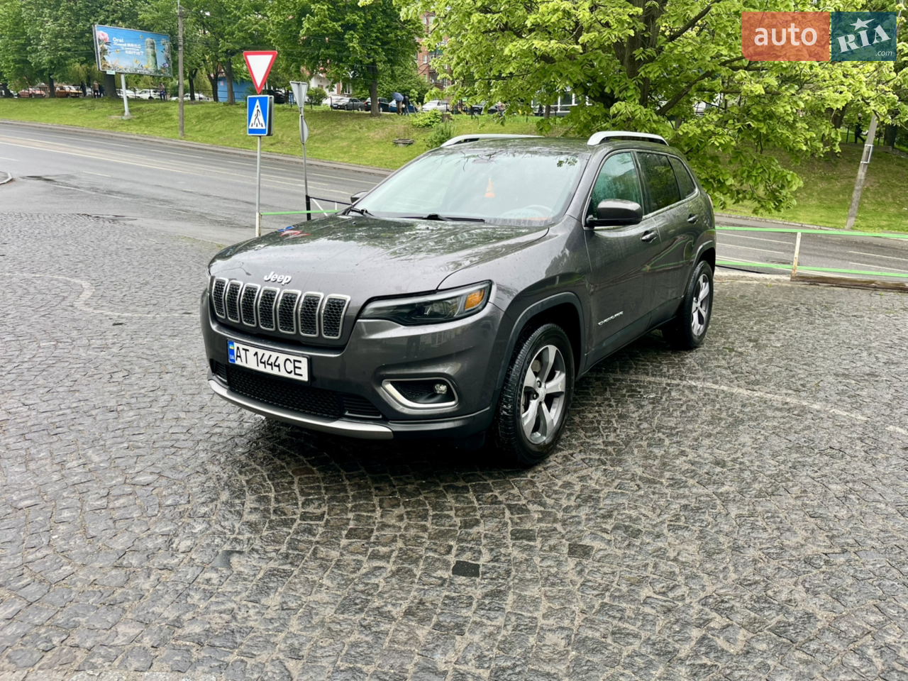 2020 Jeep Cherokee - мініатюра 21