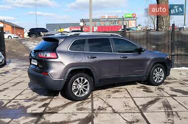 Внедорожник / Кроссовер Jeep Cherokee 2018 в 