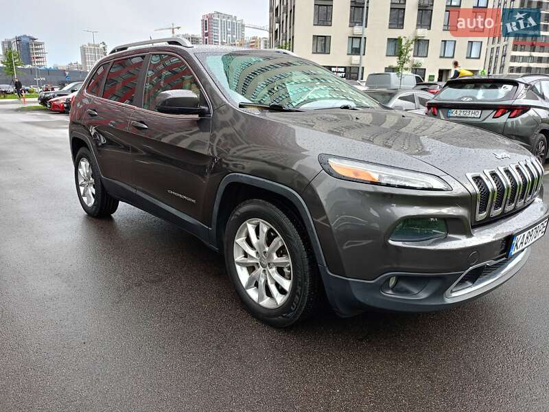 Позашляховик / Кросовер Jeep Cherokee 2013 в Києві фото 8 Позашляховик / Кросовер Jeep Cherokee 2013 в Києві