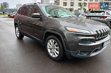 Позашляховик / Кросовер Jeep Cherokee 2013 в 