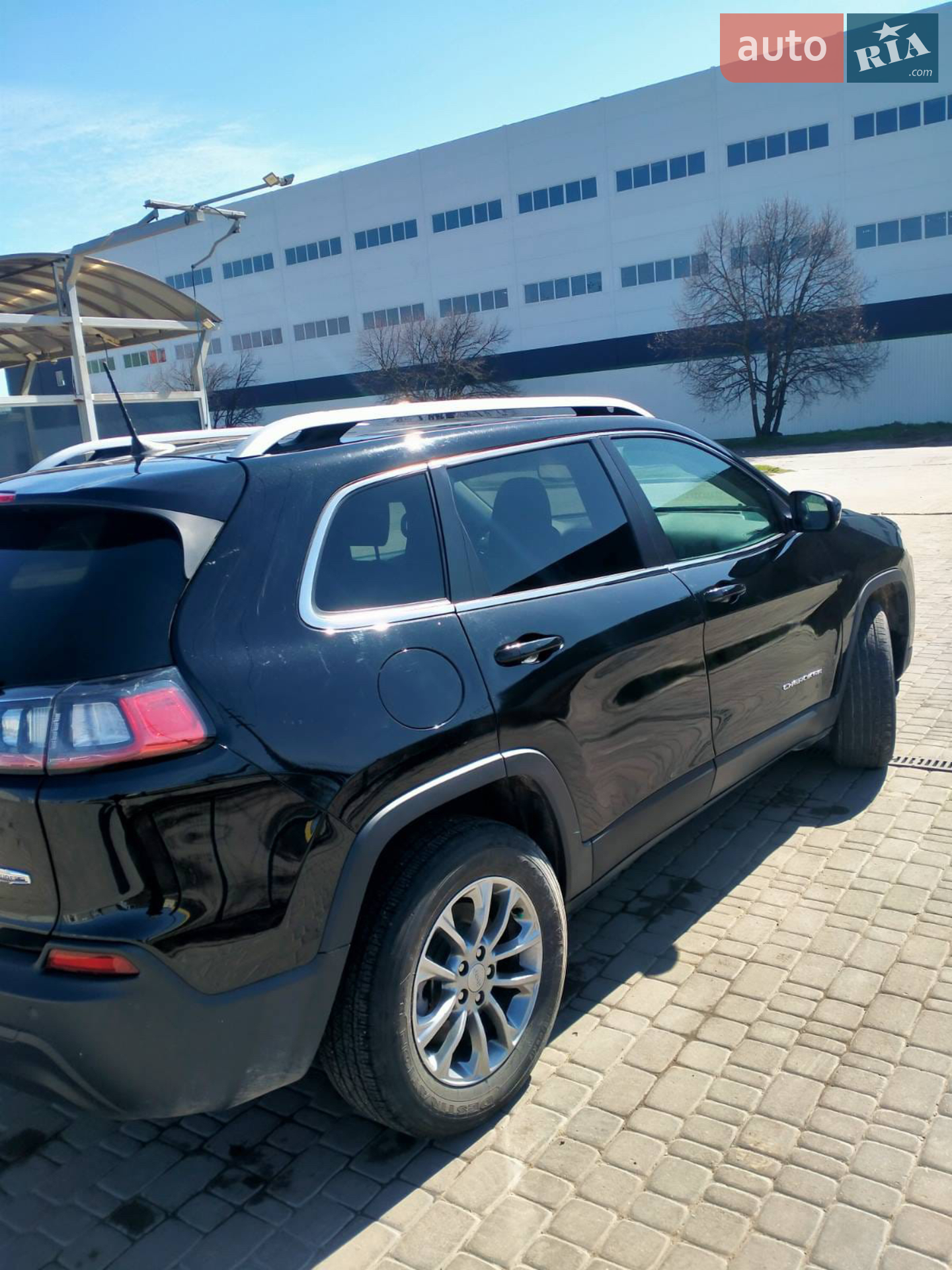 2019 Jeep Cherokee - мініатюра 6