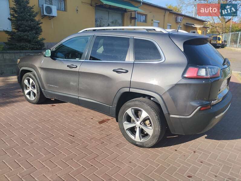 Позашляховик / Кросовер Jeep Cherokee 2020 в Рівному