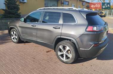 Внедорожник / Кроссовер Jeep Cherokee 2020 в 