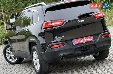 Позашляховик / Кросовер Jeep Cherokee 2017 в 