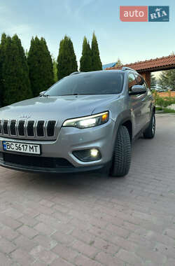 Внедорожник / Кроссовер Jeep Cherokee 2018 в Трускавце