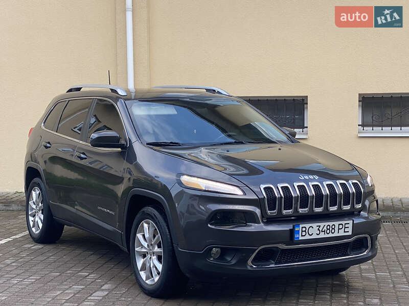 Внедорожник / Кроссовер Jeep Cherokee 2016 в Трускавце