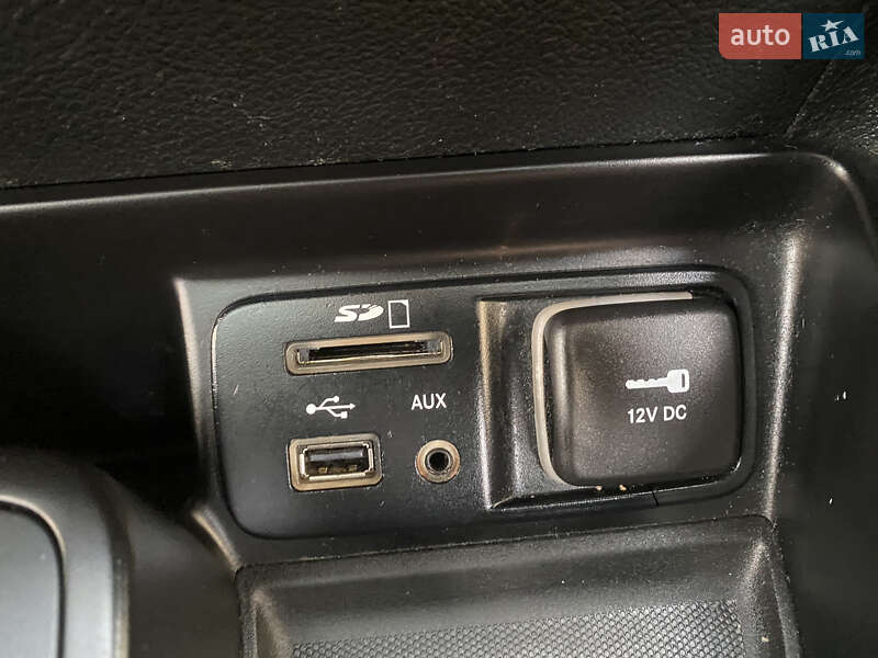 Внедорожник / Кроссовер Jeep Cherokee 2016 в Трускавце